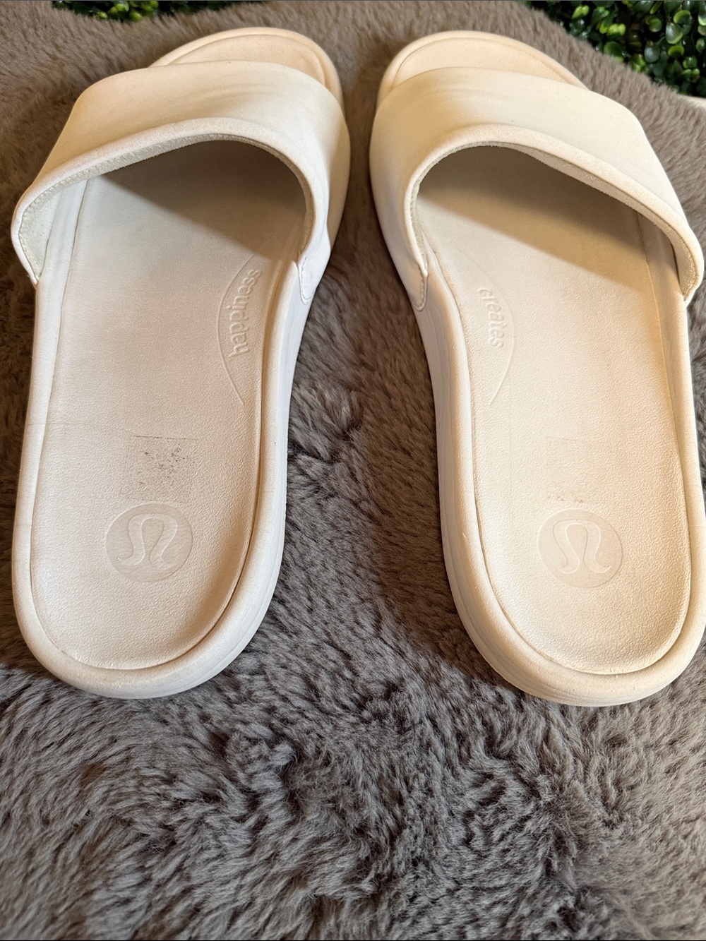 Lululemon Restfeel Men’s size 11 Slides - Picture 2 of 6